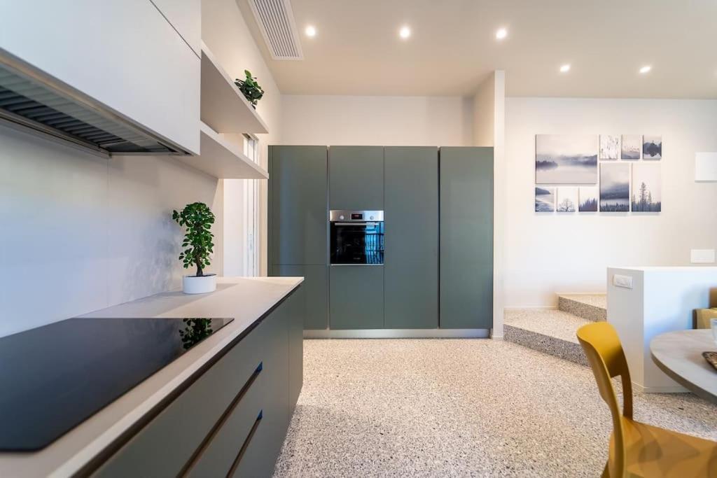 Апартаменты Elegante Loft A 200 A Metri Dal Duomo Комо Экстерьер фото